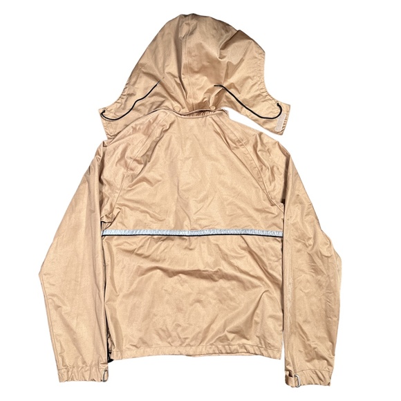 Vintage Nike Gold Windbreaker - Picture 2 of 11